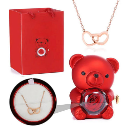 דובון ורד נצחי עם תליון חרוט