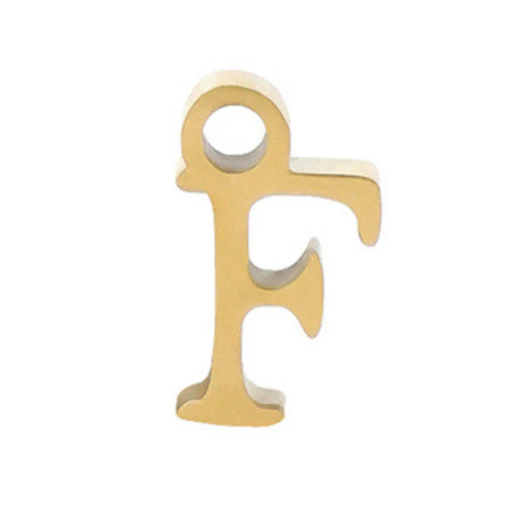 תליון אות לצמיד קבוע