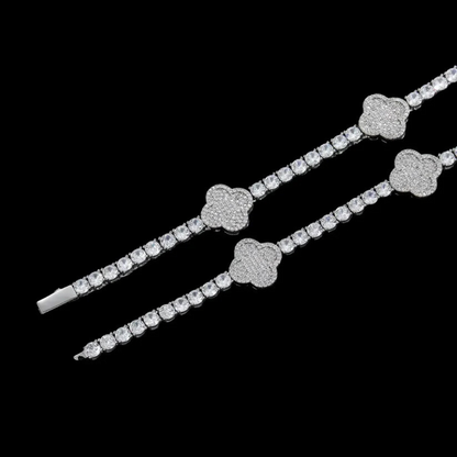 צמיד טניס תלתן משובץ - זהב לבן 